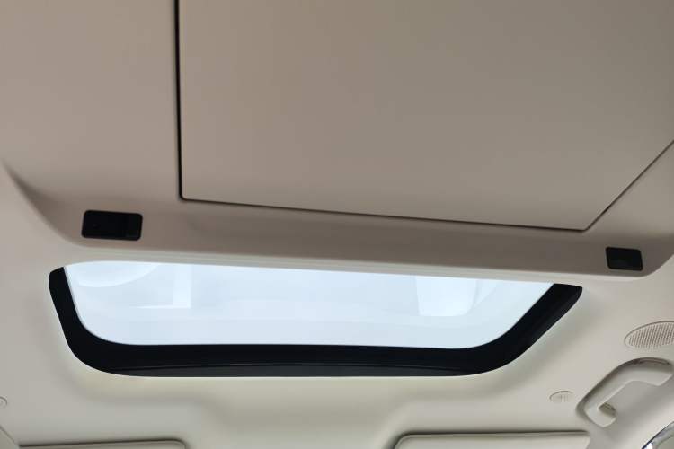 Used Wey Lanshan 2025 Four-Wheel Drive Max Headliner