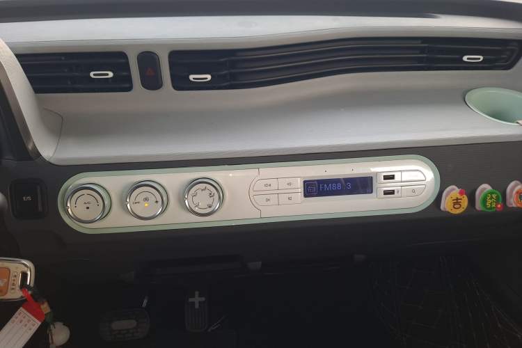 Used Wuling Hongguang MINIEV 2021 Macaron Fashion Model Lithium Iron Phosphate
