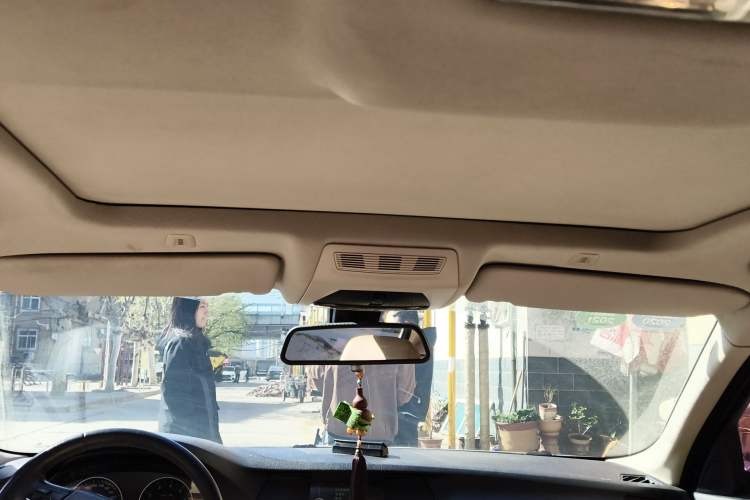 Used BMW 5 Series 2013 525Li Leading Model