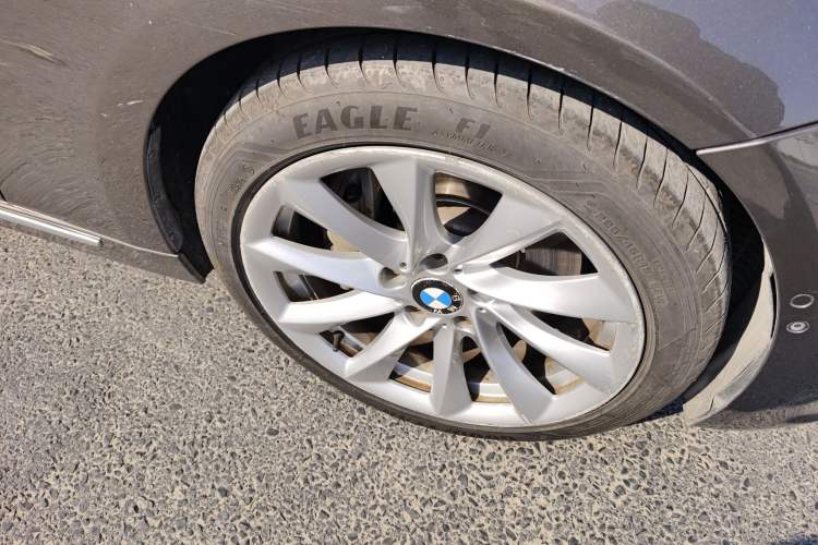 Used BMW 3 Series 2013 335Li Sport Design Package
