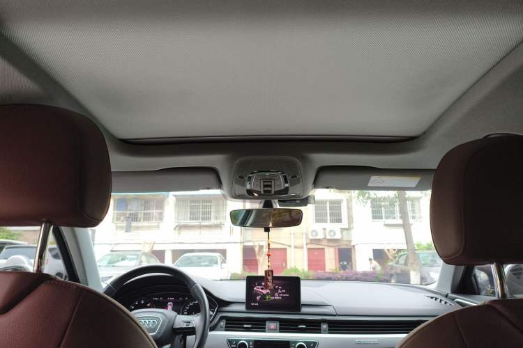 Used Audi A4 2017 45 TFSI allroad quattro Fashion Edition Headliner