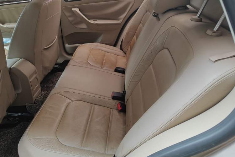 Used Volkswagen Bora 2013 1.6L Automatic Luxury Model