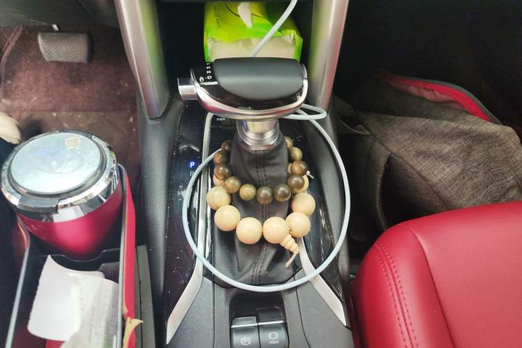 Used Toyota FRONTLANDER 2024 2.0L CVT Elite Edition Gear Lever