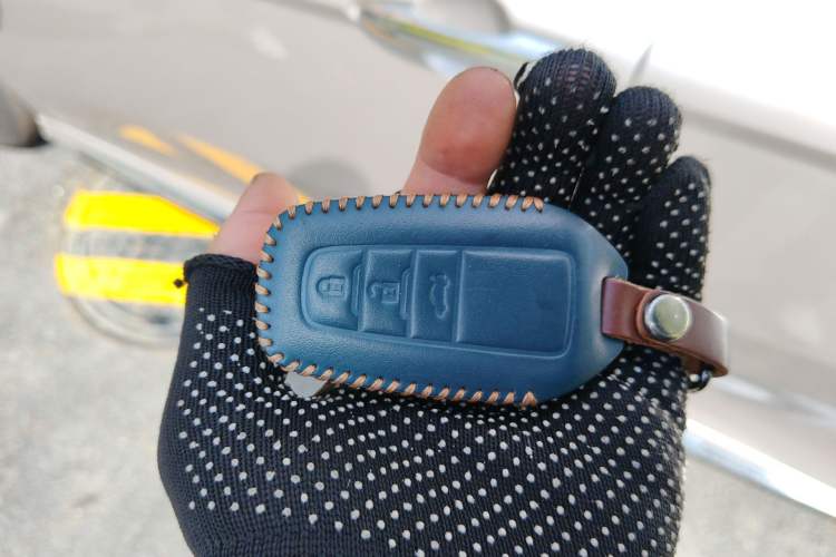 Used Toyota Camry 2018 2.5G Luxury Edition Vehicle Key