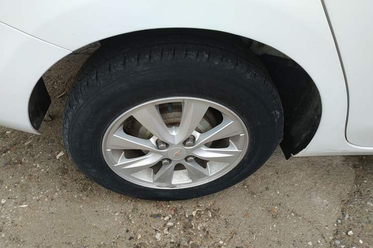 Used Chevrolet Sail 2016 Sail 3 1.3L Manual Comfort Sunroof Edition Right Rear Wheel Hub