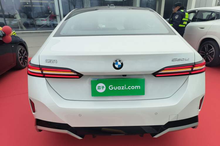 Used BMW 5 Series 2025 530Li Luxury Edition M Sport Package
