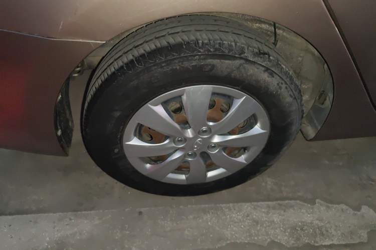 Used Hyundai Verna (older generation) 2014 1.4L Manual Smart GLS Trim
