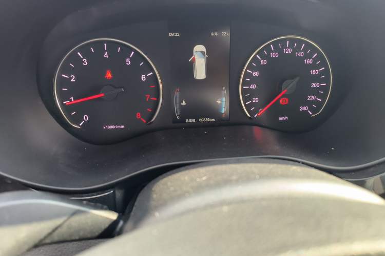 Used BYD Song MAX 2017 1.5T Manual Smart Connect Luxury 7-Seater
