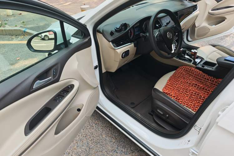 Used Buick Verano 2015 Sedan 15S Automatic Leading Model Driver Seat