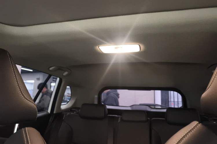 Used Toyota FRONTLANDER 2024 2.0L CVT Leading Plus Edition
