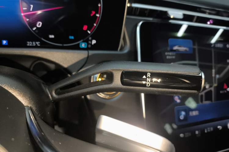 Used Mercedes-Benz E-Class 2025 Refresh E 300 Fashion Edition Sport Version
