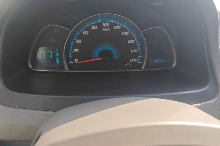 Used Chevrolet Sail 2013 Sedan 1.4L Manual Ideal Happiness Edition