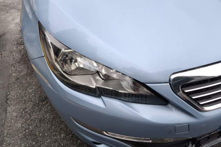 Used Peugeot 308S 2015 1.2T Automatic Jingchi Edition Right Front Headlight