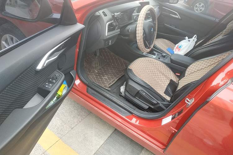 Used BMW 1 Series 2017 118i Fashion Model
