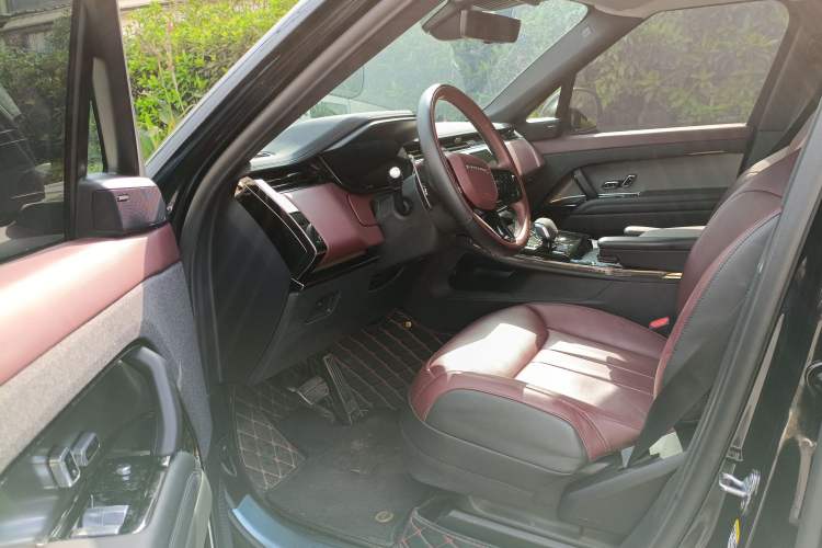 Used Land Rover Range Sport 2024 400PS Dynamic SE Driver Seat