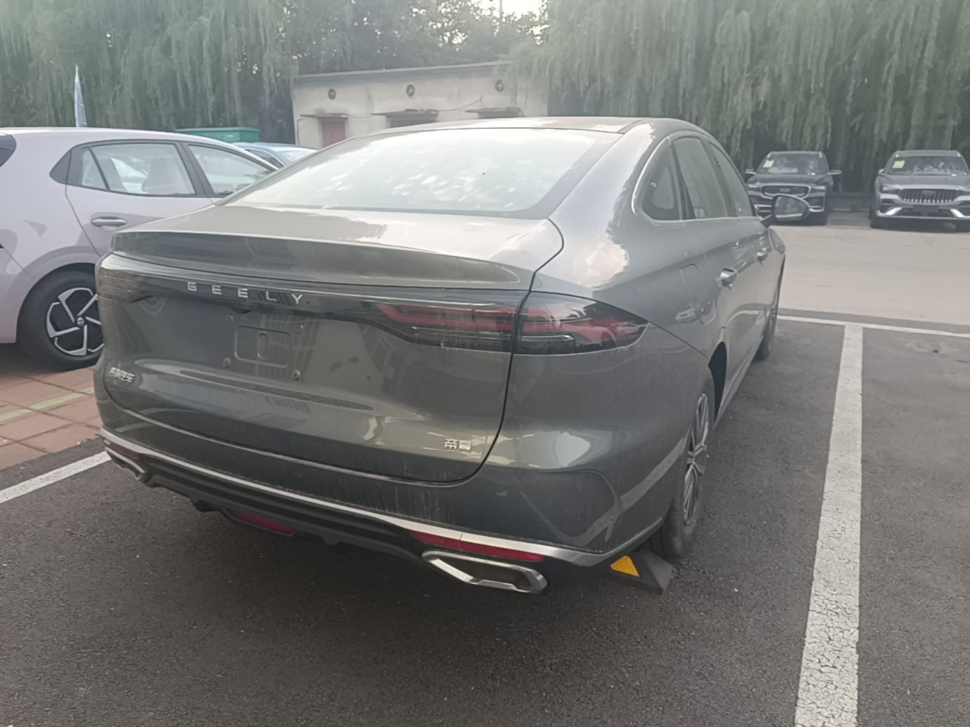 Geely Auto Emgrand 2026 Model 5th Generation 1.5L CVT Luxury Edition — снимка 6