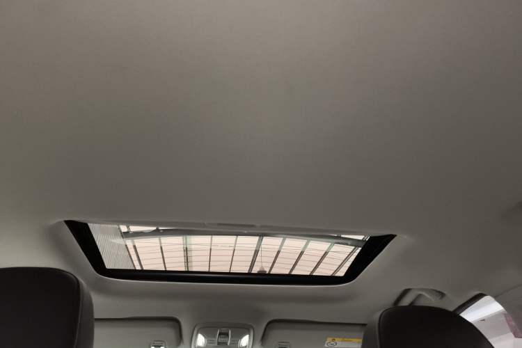 Used GAC Trumpchi M6 2023 PRO 270T DCT Luxury Edition
