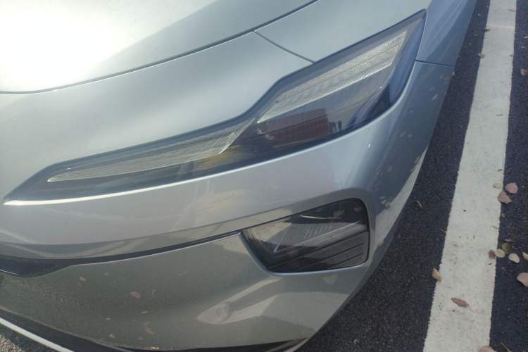Used Roewe D6 2025 450km Deluxe Edition Left Front Headlight