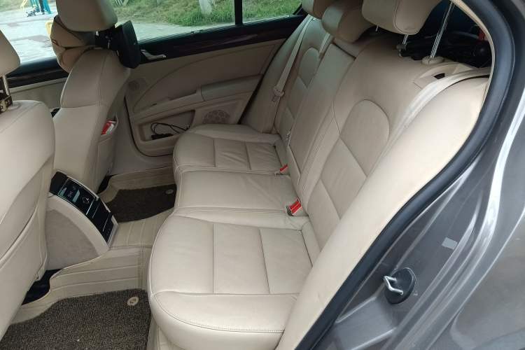 Used Skoda Superb 2013 1.8TSI Automatic Yashi Edition