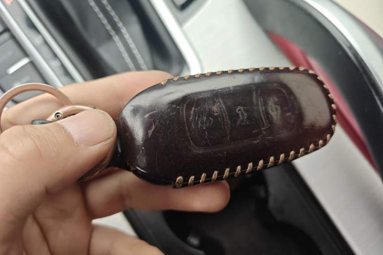 Used Geely Auto Emgrand X7 Sport 2018 1.8TD Automatic Two-Wheel Drive Zhiya Model