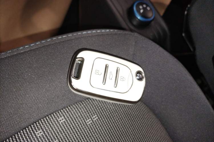 Used Wuling Hongguang MINIEV 2020 Zizai Version Lithium-NMC Vehicle Key