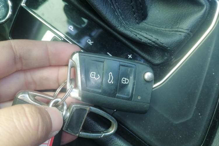 Used Volkswagen Tiguan L 2018 330TSI Automatic Two-Wheel Drive Flagship Edition
