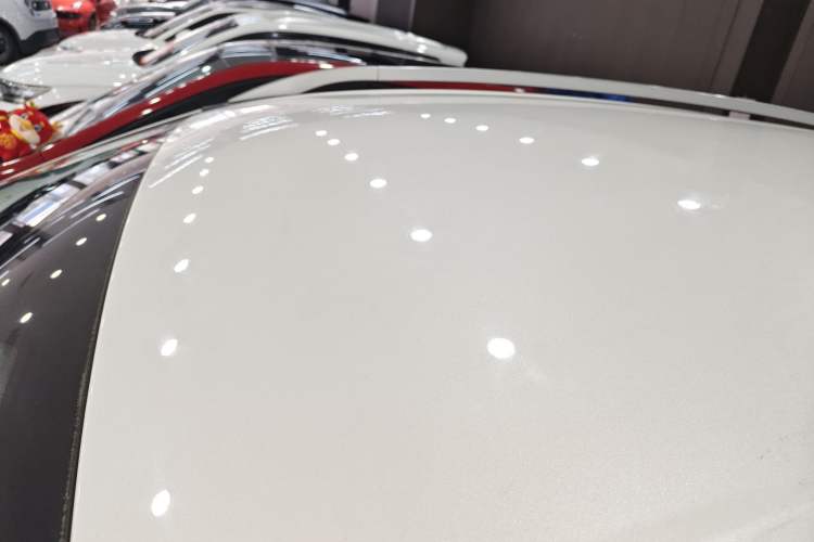 Used Ford Kuga 2017 EcoBoost 180 Two-Wheel-Drive Elite Trim
