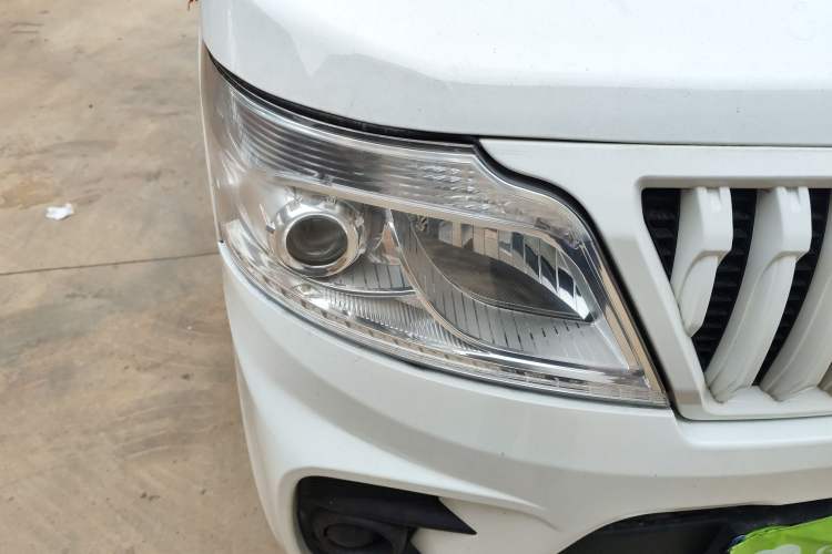 Used CHANGAN KAICHENG Ruixing M60 2023 1.5L GDI Elite Van 2 Seats
