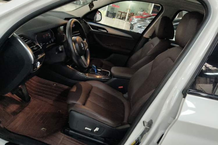 Used BMW iX3 2022 Updated Leading Type Left Front Seat