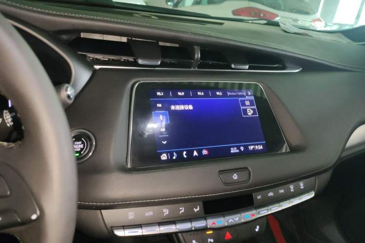 Used Cadillac XT4 2018 28T Two-Wheel Drive Leading Version Audio And AC Panel