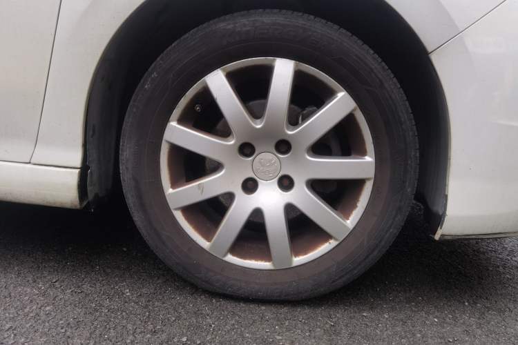 Used Peugeot 308 2014 Enjoy Edition Classic 1.6L Automatic Premium Model
