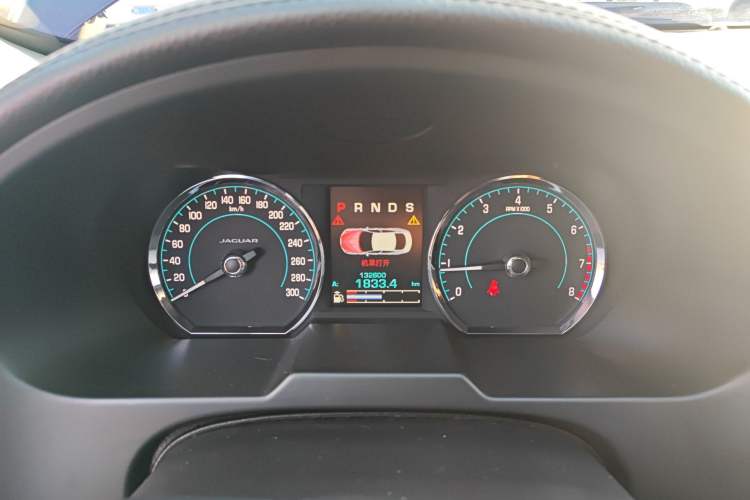 Used Jaguar XF 2015 XF 2.0T 80th Anniversary Collector's Edition
