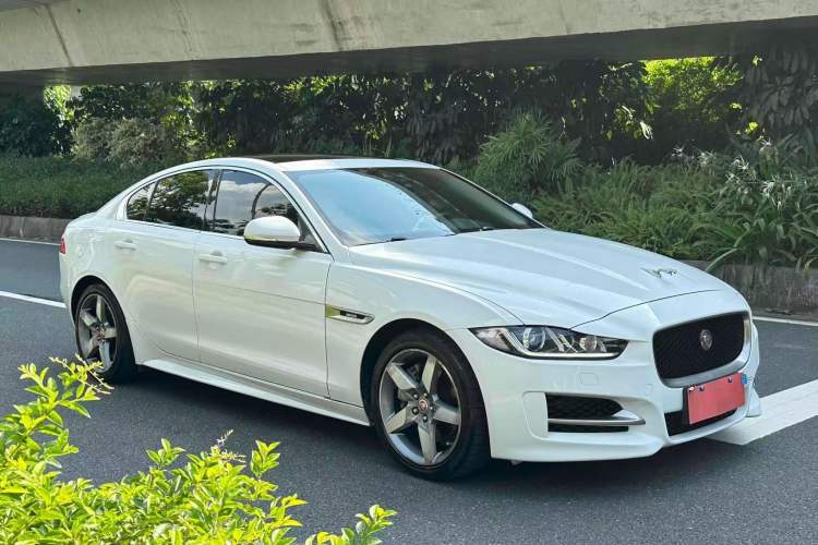 Used Jaguar XE 2017 2.0T 200 PS R-Sport