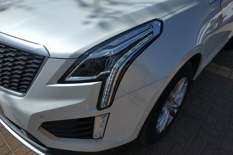 Used Cadillac XT5 2022 2.0T Two-Wheel Drive Luxury Version

