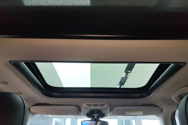 Used MINI MINI 2022 1.5T COOPER Artist
