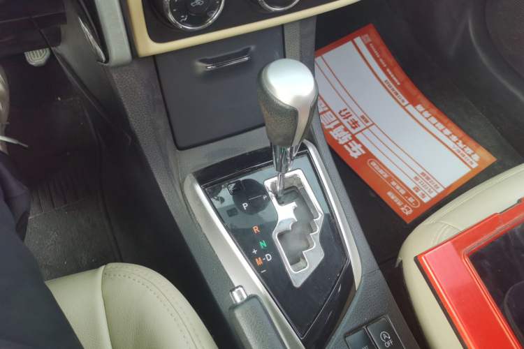 Used Toyota Corolla 2017 Revised Version 1.2T S-CVT GL-i Gear Lever