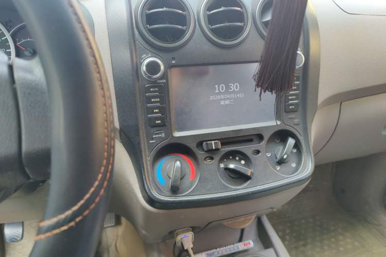 Used Wuling Hongguang 2013 1.5L Standard Version Audio And AC Panel