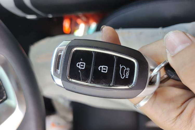 Used Hyundai Palisade 2021 3.5L Automatic 4x4 GLS
