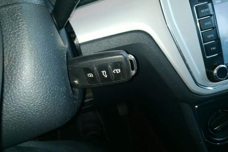 Used Volkswagen Lavida 2015 230TSI DSG Comfort Edition