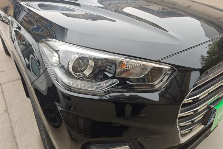 Used Hyundai ix35 2019 2.0L Automatic 2WD Zhiyong·Changxiang Edition China V Standard Right Front Headlight