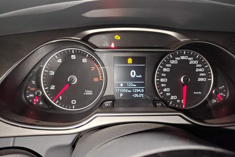 Used Audi A4L 2013 35 TFSI Automatic Comfort Model
