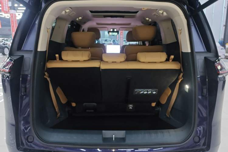 Used GAC Trumpchi E8 New Energy 2024 150km MAX Trunk