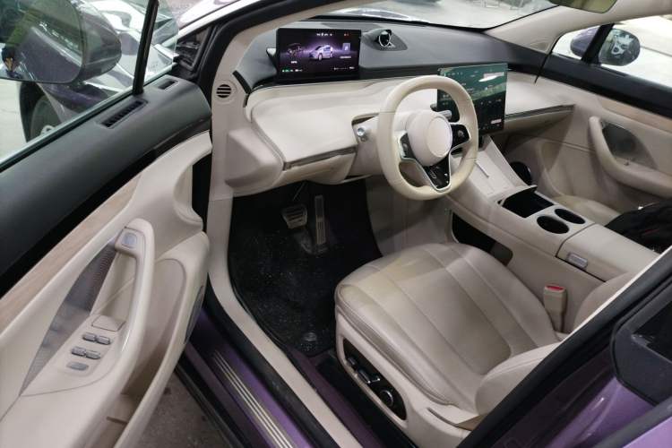 Used Hima Luxeed R7 2024 All-Electric 736 km Ultra