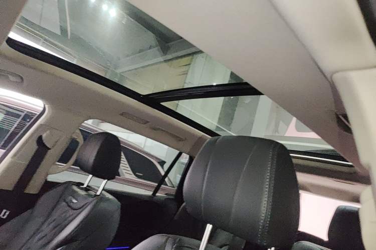 Used Hongqi HS7 PHEV 2024 2.0T PHEV Four-Wheel Drive Flagship Edition 6 Seats
