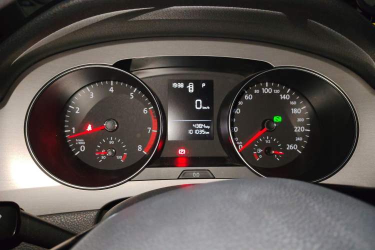 Used Volkswagen Golf Sportsvan 2016 1.6L Automatic Comfort Model
