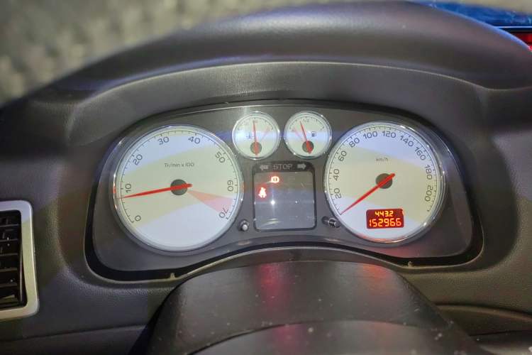 Used Peugeot 307 2012 1.6L Manual CROSS Instrument Cluster