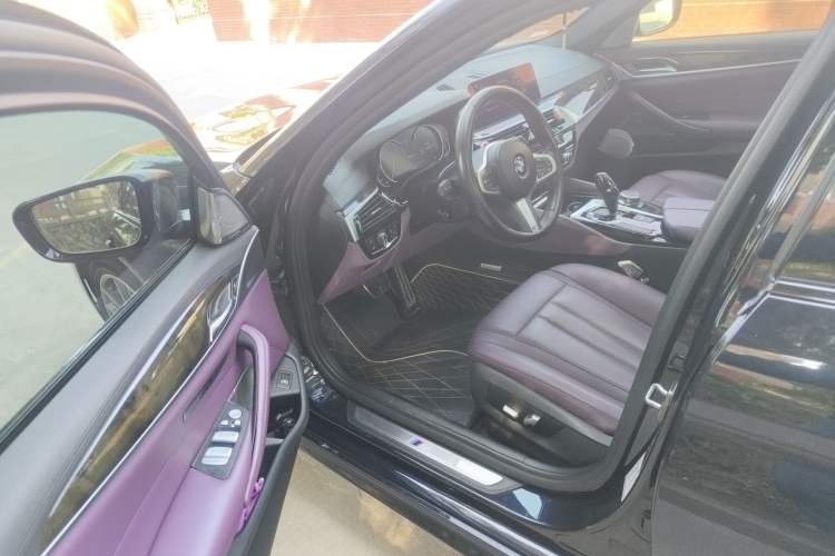 Used BMW 5 Series 2018 525Li M Sport Package