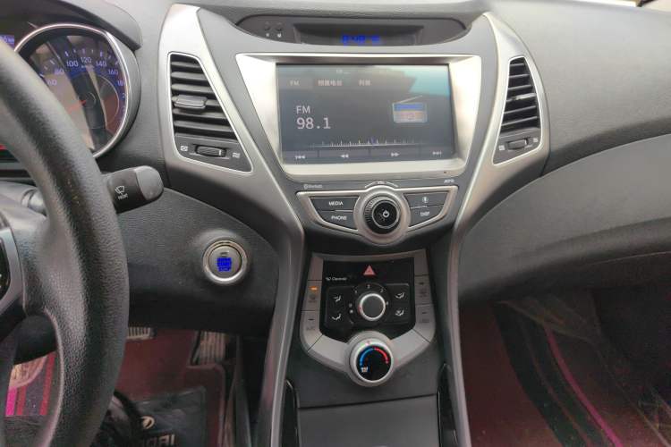 Used Hyundai Elantra (5th Generation / Langdong) 2016 1.6L Automatic Prestige Model
