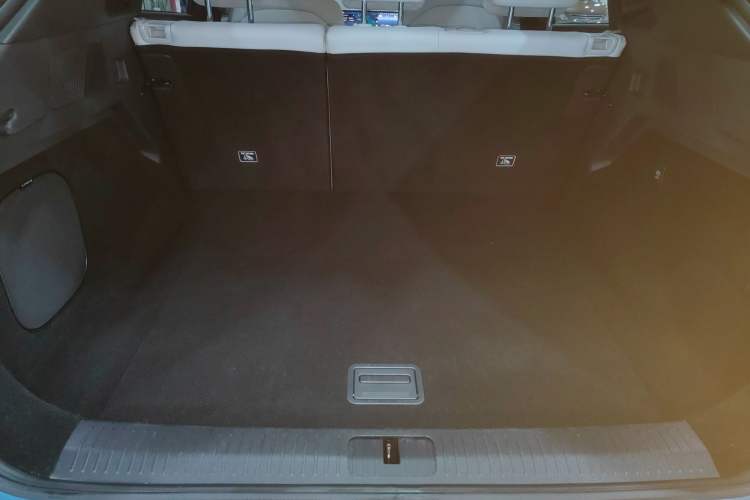 Used XPeng G6 2023 755 Ultra-Long Range Pro Trunk