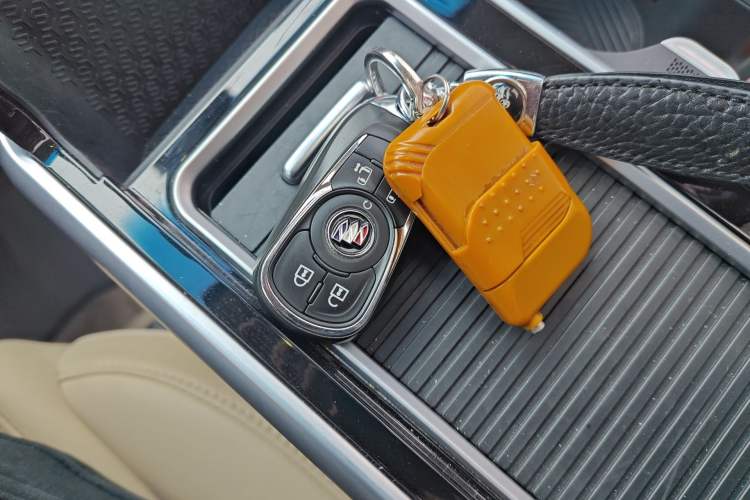 Used Buick GL8 2023 ES Lu Zun Deluxe Model